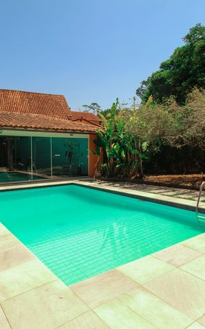 Casa de condomínio à venda com 1036m², 4 quartos e 3 vagas Casa de condomínio à venda com 1036m², 4 quartos e 3 vagasPiscina