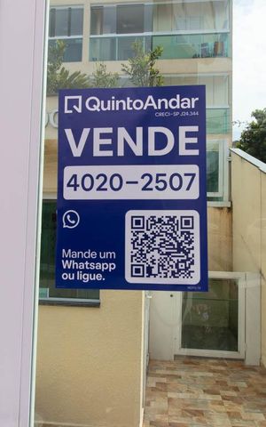 Apartamento à venda com 54m², 2 quartos e 1 vaga Apartamento à venda com 54m², 2 quartos e 1 vagaFachada e placa