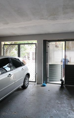 Casa à venda com 250m², 2 quartos e 2 vagasGaragem