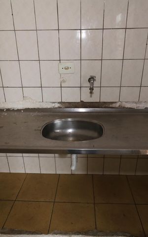 Casa à venda com 250m², 2 quartos e 2 vagasCasa 2 - Cozinha - Pia