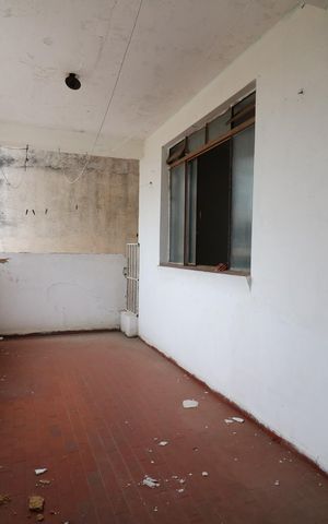 Casa à venda com 250m², 2 quartos e 2 vagasCasa 2 - Área de Serviço