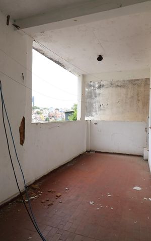 Casa à venda com 250m², 2 quartos e 2 vagasCasa 2 - Área de Serviço