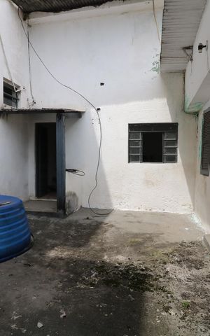 Casa à venda com 250m², 2 quartos e 2 vagasQuintal