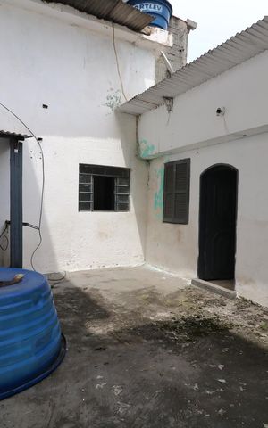 Casa à venda com 250m², 2 quartos e 2 vagasQuintal