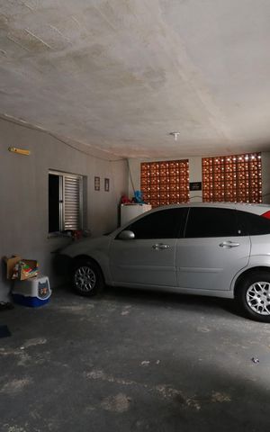 Casa à venda com 250m², 2 quartos e 2 vagasGaragem