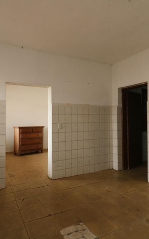 Casa à venda com 250m², 2 quartos e 2 vagasCasa 2 - Cozinha
