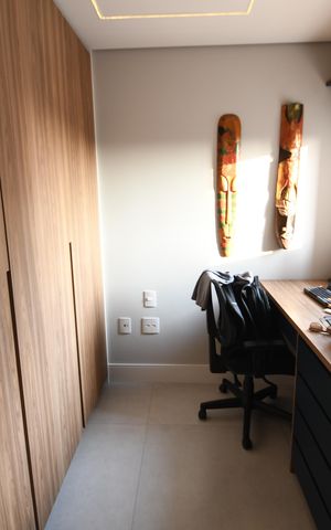 Apartamento à venda com 107m², 3 quartos e 2 vagasEscritório
