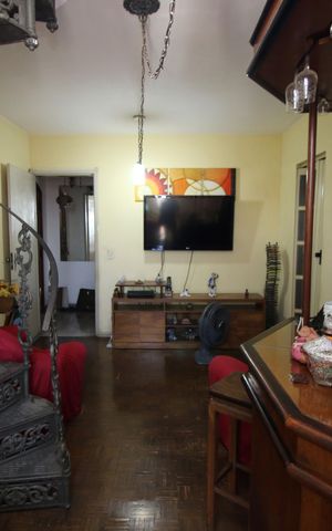 Apartamento à venda com 140m², 2 quartos e 1 vagaSala