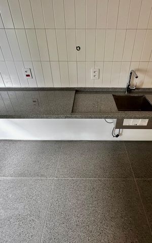 Apartamento à venda com 47m², 1 quarto e sem vaga Apartamento à venda com 47m², 1 quarto e sem vagaSala/Cozinha