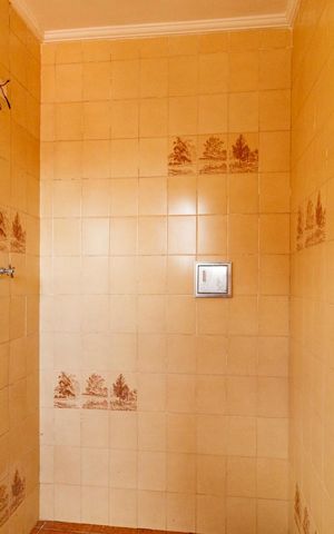 Casa para alugar com 85m², 4 quartos e 2 vagas Casa para alugar com 85m², 4 quartos e 2 vagasBanheiro da Edícula