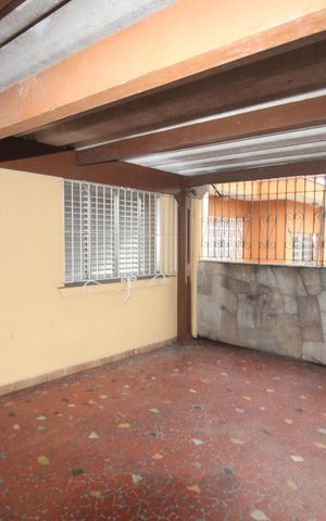 Casa à venda com 265m², 8 quartos e 5 vagasCasa 2 - Garagem