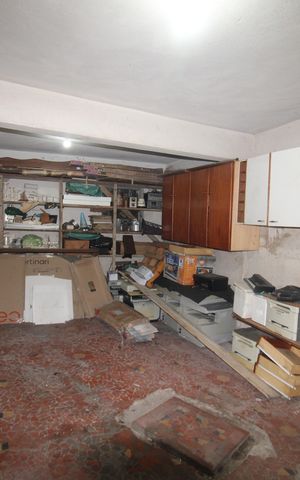 Casa à venda com 265m², 8 quartos e 5 vagasCasa 2 - Garagem