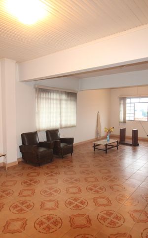 Casa à venda com 265m², 8 quartos e 5 vagasCasa 2 - Sala