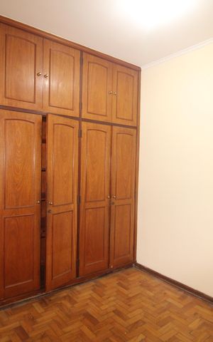 Casa à venda com 265m², 8 quartos e 5 vagasCasa 2 - Quarto 4