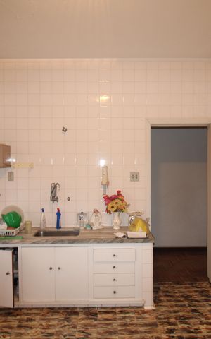 Casa à venda com 265m², 8 quartos e 5 vagasCasa 1 - Cozinha
