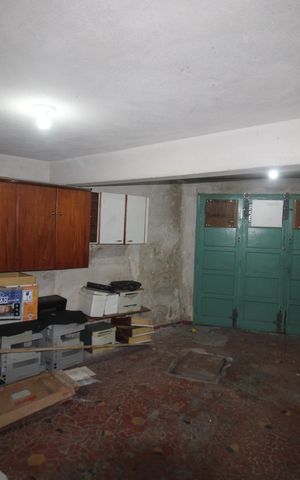 Casa à venda com 265m², 8 quartos e 5 vagasCasa 2 - Garagem