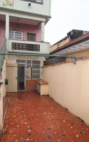 Casa à venda com 265m², 8 quartos e 5 vagasCasa 2 - Garagem
