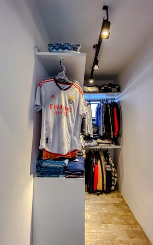 Apartamento à venda com 368m², 6 quartos e 4 vagasCloset da suíte 1