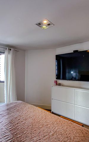 Apartamento à venda com 368m², 6 quartos e 4 vagasSuíte 3
