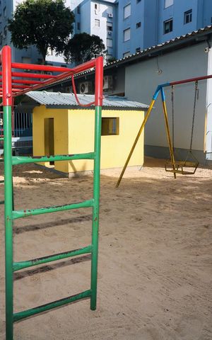 Apartamento para alugar com 38m², 1 quarto e sem vaga Apartamento para alugar com 38m², 1 quarto e sem vagaÁrea comum - Playground