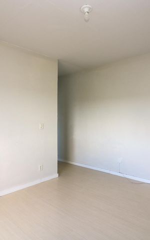 Apartamento para alugar com 38m², 1 quarto e sem vaga Apartamento para alugar com 38m², 1 quarto e sem vagaSala