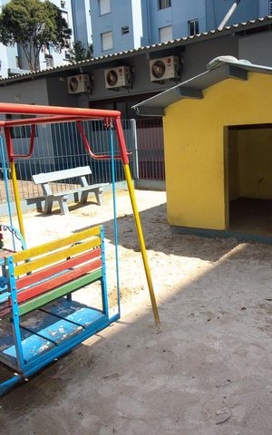 Apartamento para alugar com 38m², 1 quarto e sem vaga Apartamento para alugar com 38m², 1 quarto e sem vagaÁrea comum - Playground