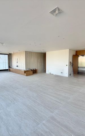 Apartamento à venda com 231m², 3 quartos e 4 vagas