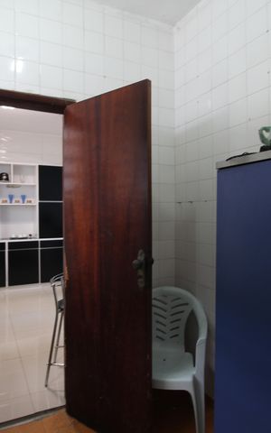 Casa à venda com 260m², 5 quartos e 3 vagasÁrea de Serviço
