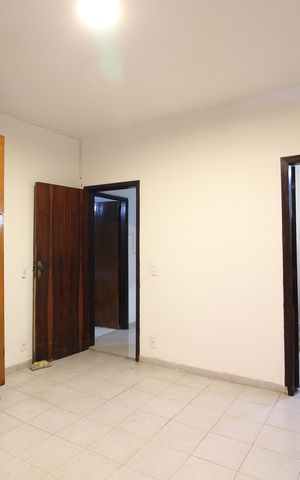 Casa à venda com 260m², 5 quartos e 3 vagasSuíte
