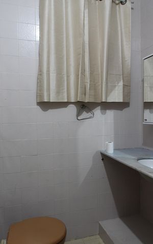 Casa à venda com 260m², 5 quartos e 3 vagasBanheiro Social