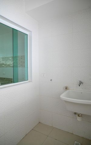 Casa à venda com 220m², 3 quartos e 4 vagas Casa à venda com 220m², 3 quartos e 4 vagasÁrea de Serviço