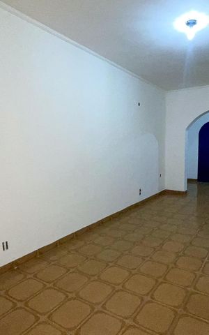 Casa para alugar com 360m², 3 quartos e 3 vagasSala