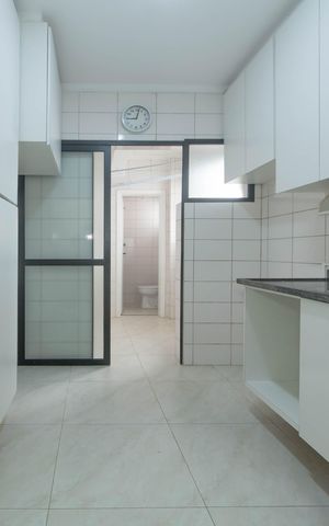 Apartamento para alugar com 80m², 3 quartos e 2 vagas Apartamento para alugar com 80m², 3 quartos e 2 vagasCozinha