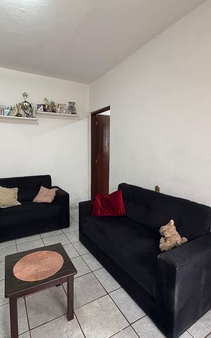 Casa à venda com 175m², 3 quartos e 2 vagasSala