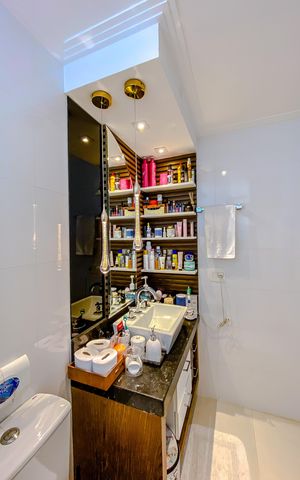 Apartamento à venda com 134m², 3 quartos e 2 vagasBanheiro da Suíte