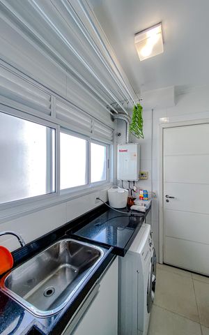 Apartamento à venda com 134m², 3 quartos e 2 vagasÁrea de Serviço
