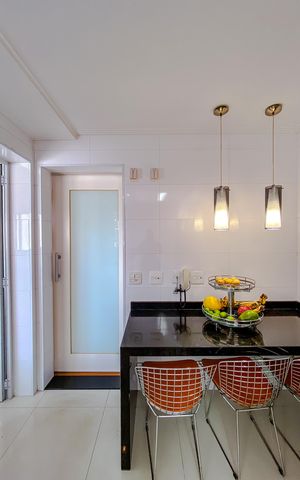 Apartamento à venda com 134m², 3 quartos e 2 vagasÁrea de Serviço