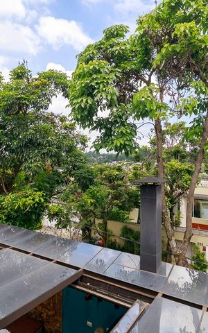 Casa de condomínio à venda com 447m², 4 quartos e 5 vagas Casa de condomínio à venda com 447m², 4 quartos e 5 vagasSuíte 2 - Vista