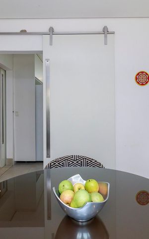 Casa de condomínio à venda com 447m², 4 quartos e 5 vagas Casa de condomínio à venda com 447m², 4 quartos e 5 vagasCozinha - Copa
