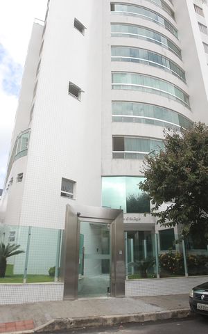 Apartamento à venda com 300m², 4 quartos e 4 vagasÁrea comum
