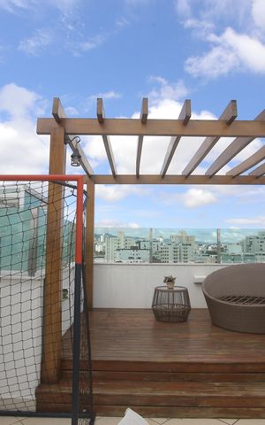 Apartamento à venda com 300m², 4 quartos e 4 vagasCobertura