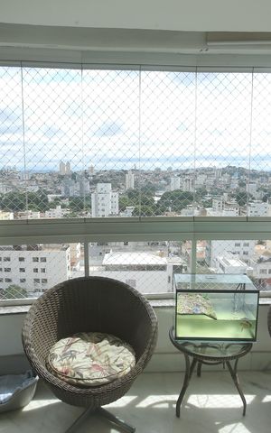 Apartamento à venda com 300m², 4 quartos e 4 vagasSala