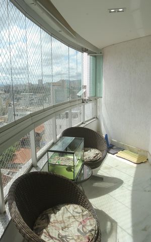 Apartamento à venda com 300m², 4 quartos e 4 vagasSala
