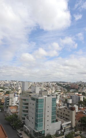 Apartamento à venda com 300m², 4 quartos e 4 vagasCobertura