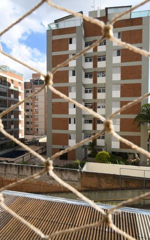 Apartamento à venda com 100m², 2 quartos e 1 vagaEscritório - Vista