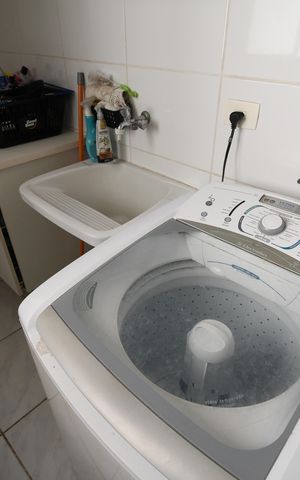 Apartamento à venda com 100m², 2 quartos e 1 vagaÁrea de Serviço