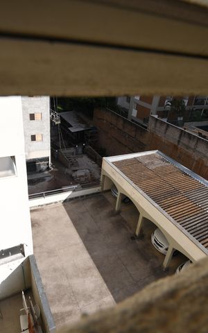 Apartamento à venda com 100m², 2 quartos e 1 vagaBanheiro de serviço - Vista