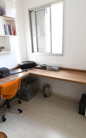 Apartamento à venda com 100m², 2 quartos e 1 vagaEscritório