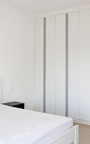 Casa de condomínio para alugar com 469m², 4 quartos e 8 vagasQuarto 2