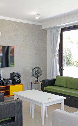 Casa de condomínio para alugar com 469m², 4 quartos e 8 vagasSala